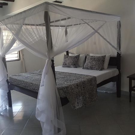 Queen K Cottages Watamu At Chrystal Homes Luaran gambar