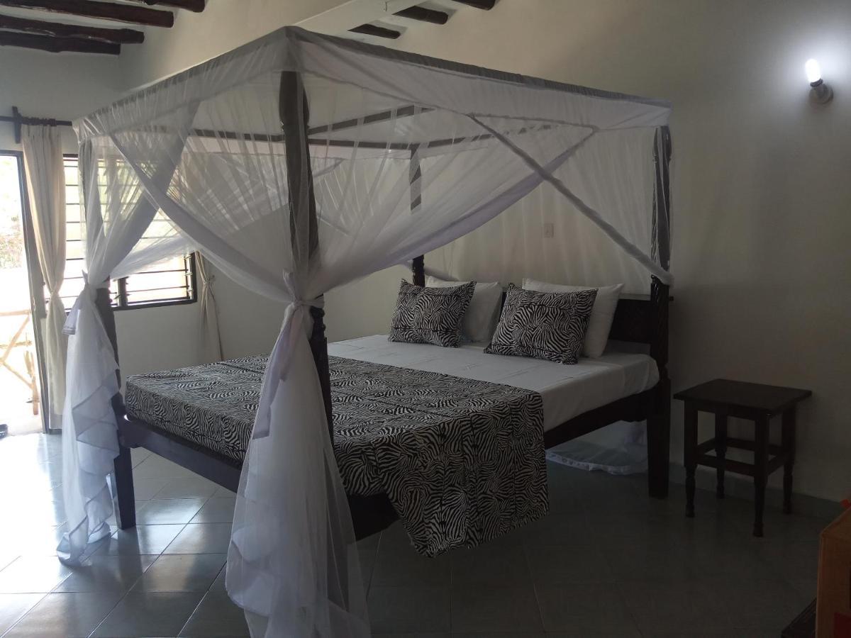 Queen K Cottages Watamu At Chrystal Homes Luaran gambar